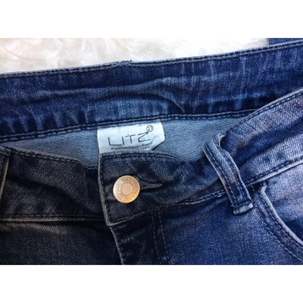 Litz Patch Ripped Patch Straight Leg Jeans 27 - image 6